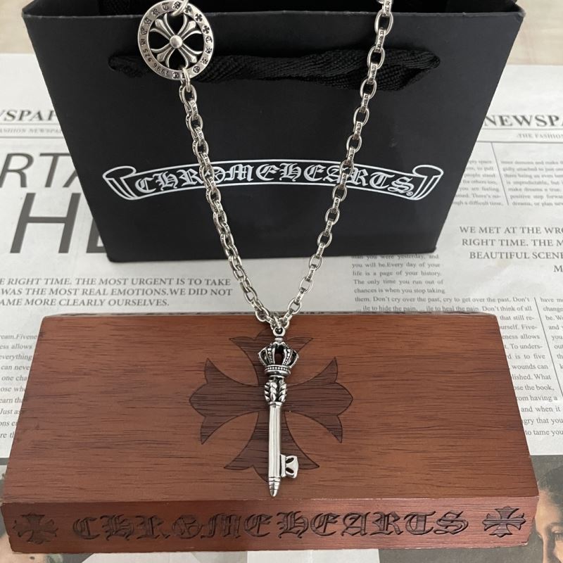 Ch**me He**ts necklaces